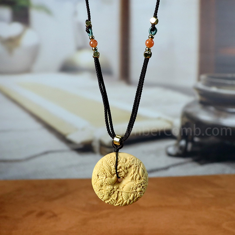 インド老山白檀木ペンダント 干支（龍）モチーフ 安全お守りチャーム 男女兼用ギフト趣味工芸品-木彫り高級人気専門店