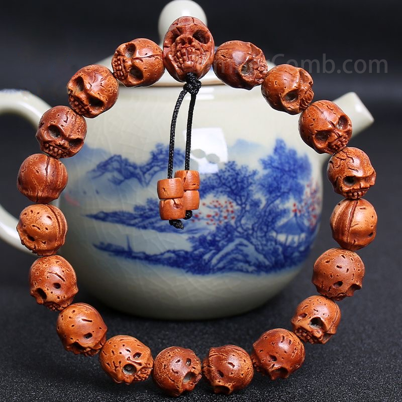 特選腕輪念珠 木玉ブレス 骸骨彫り(髑髏彫り) 桃の核 12mm玉 内周約