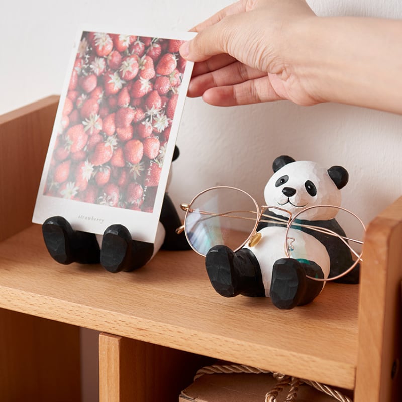 木彫りのパンダの置物 パンダ 多機能スタンド 贈り物 デスクトップ 動物置物 天然木 ハンドメイド