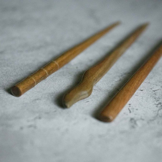 高級木材 シンプル 木製の１本かんざ 檀木 緑檀 簪 ヘアアクセサリー