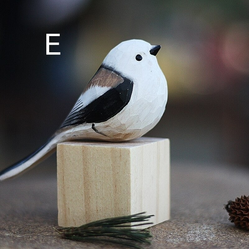 木彫り小鳥の置物【6種】トリ 置物 贈り物 デスクトップ 部屋飾り物 木製オブジェ トリ 置物 天然木 ハンドメイド