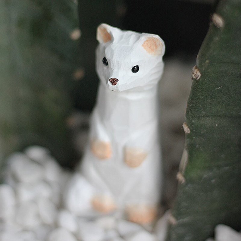 木彫りのフェレット 置物 贈り物 デスクトップ 部屋飾り物 木製オブジェ トリ 置物 天然木 ハンドメイド