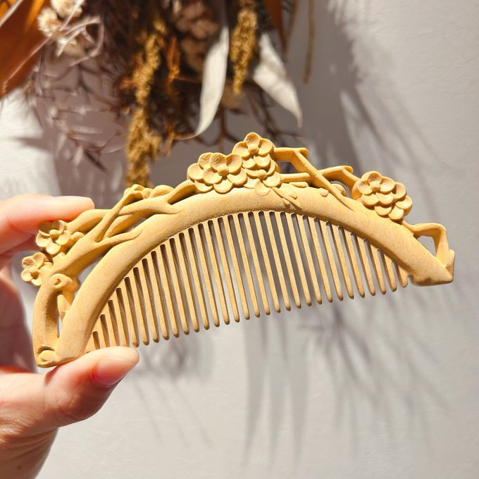 つげ梅花櫛 本つげ 木製櫛 両面彫刻 静電気防止 美髪 頭皮マッサージ 男女 プレゼント お祝い
