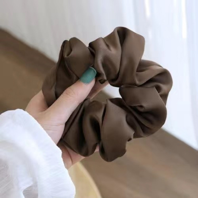 高級感のあるサテンの太めのヘアゴム、気質アップの髪飾り、レディース向けヘアアクセサリー