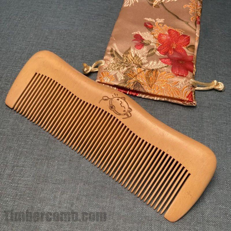 つげ櫛 ヘアコーム 木製の櫛 静電気防止 抜け毛防止 携帯用  美髪 頭皮マッサージ 天然木
