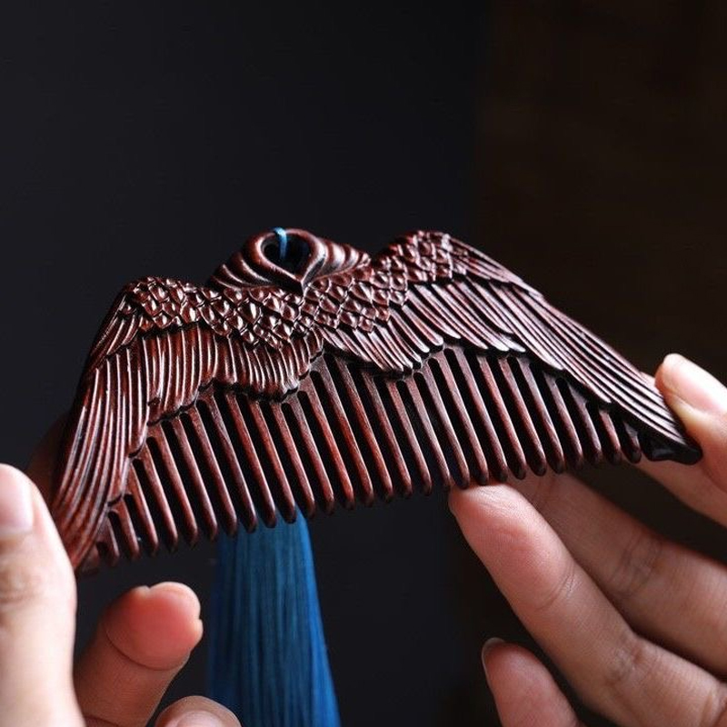 紫檀木 くし 木製櫛 両面彫刻 天使の翼 お守り 静電気防止 美髪 頭皮マッサージ 男女