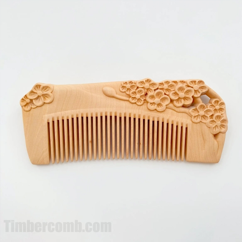 つげ櫛 コーム 木製櫛 くし 梅花 両面彫刻 静電気防止 美髪 頭皮マッサージ 抜け毛防止