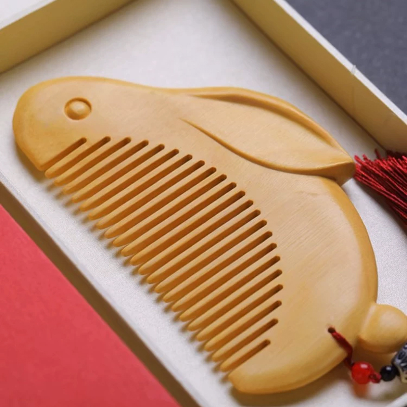 つげ櫛 彫刻 櫛 可愛らしい両面うさぎの形 椿油コーティング加工 静電気防止 携帯便利