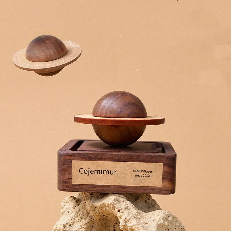 小惑星 アロマディフューザー 木製 アロマオイル アロマウッド 天然木 卓上 おしゃれ インテリア 癒し 芳香器 ナチュラル シンプル プレゼント