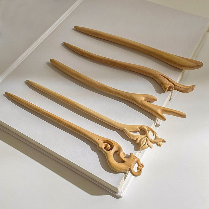 職人手作りの桃の木の簪 高級木材 桃材 1本かんざし 髪飾り かわいい 和風 写真 桃材の簪