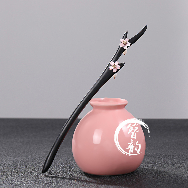 黒檀木のかんざし桜飾りの龍角のかんざし 黒檀 木製簪 和装髪飾りヘアアクセサリー