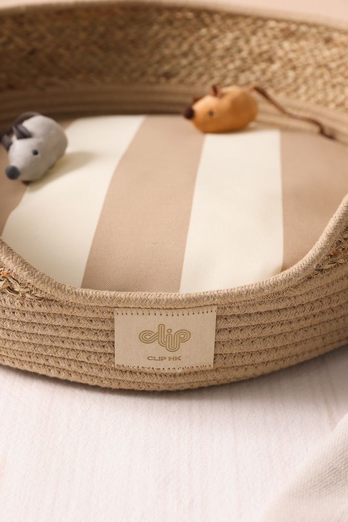 Artisan Cove Pet Cave, Camel