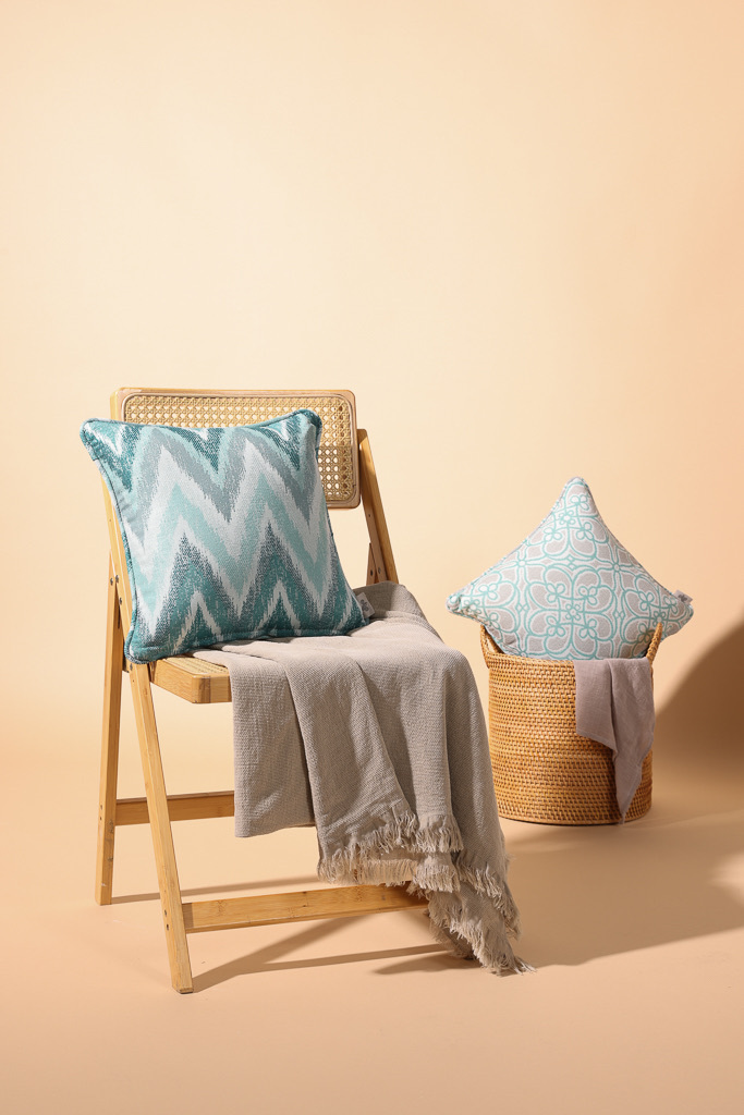 Hinata Olifen Fabric Cushion Cover, Green