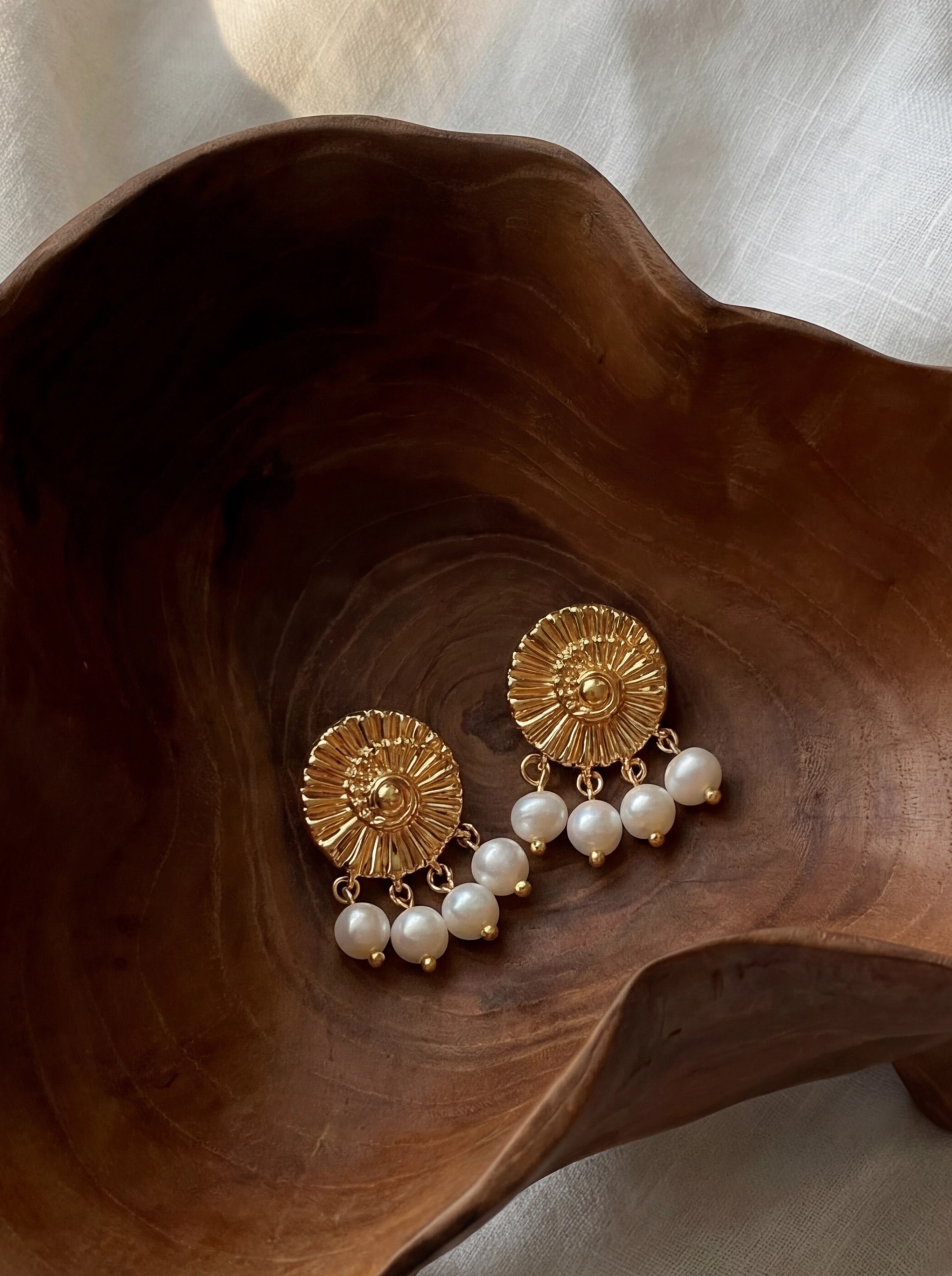 Sea Snail Pearl Earrings