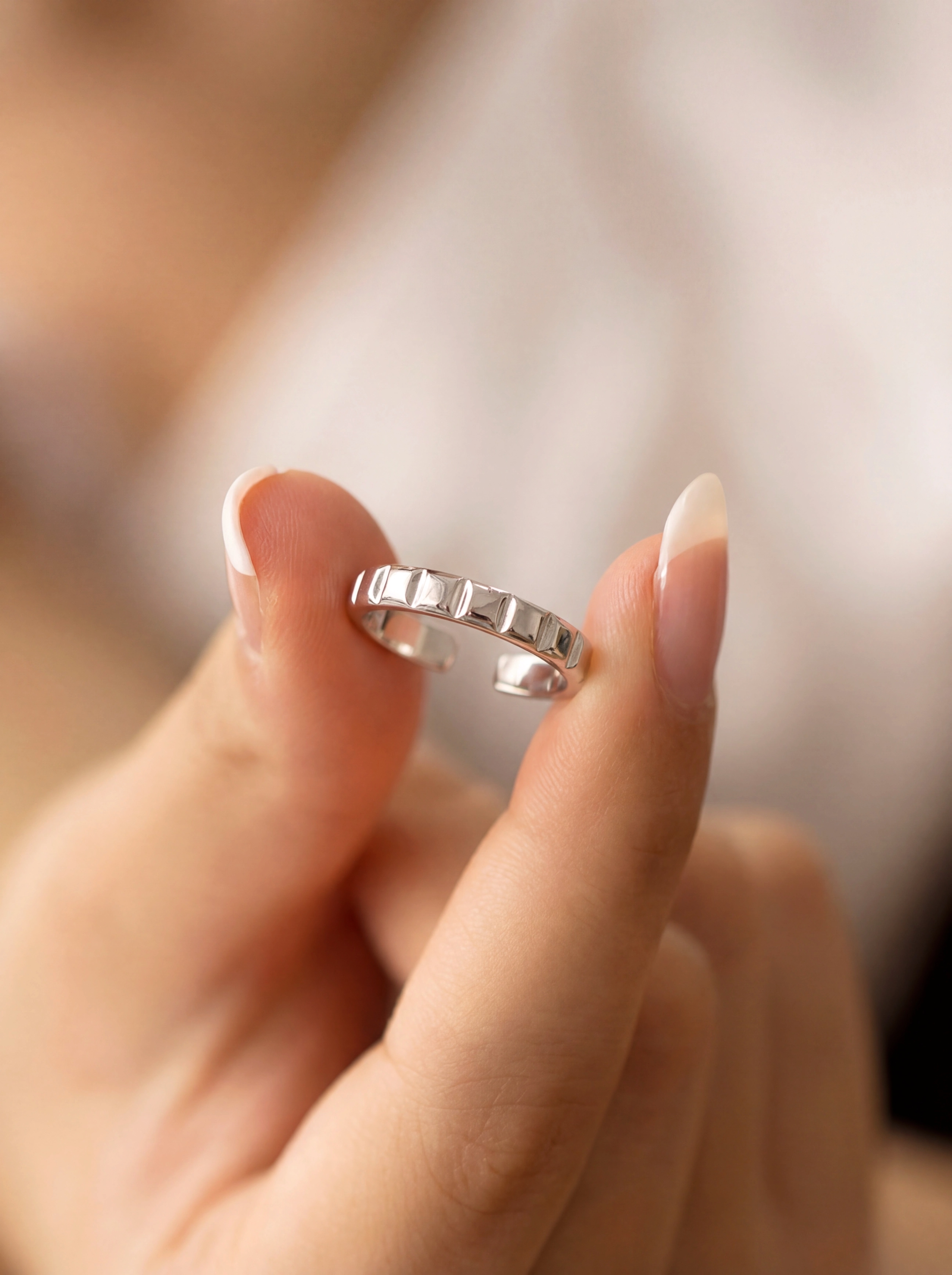 Minimal Pane Gold Ring