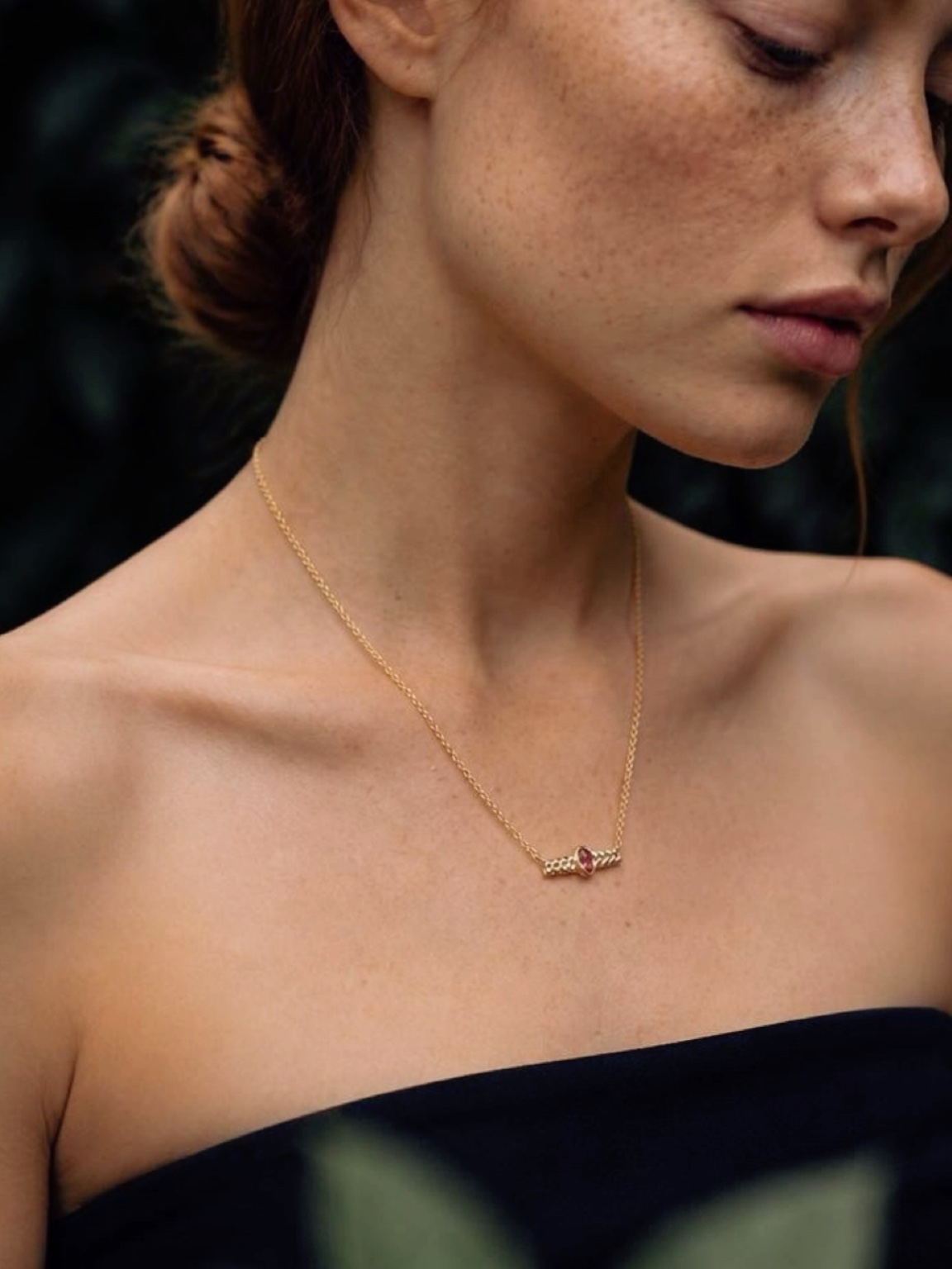 Smoky Rose Barret Moissanite Collier