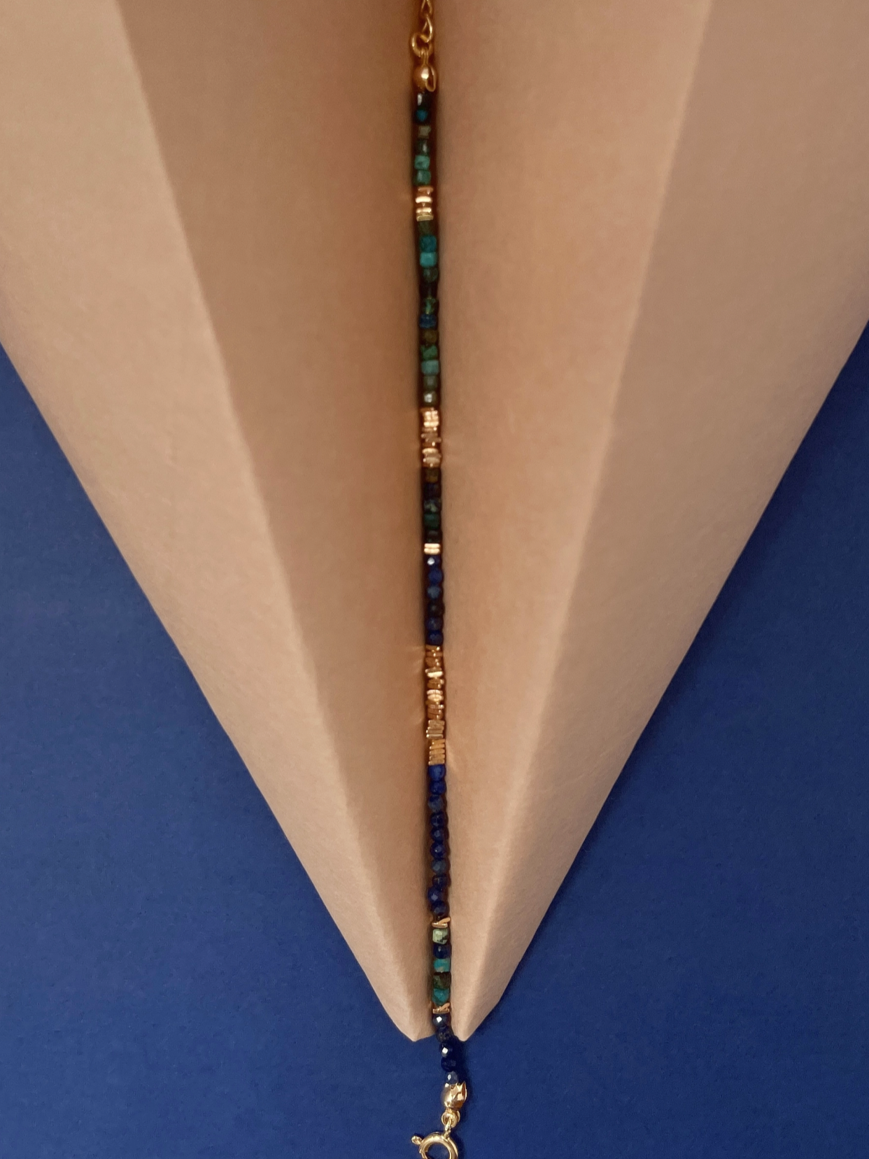 Whispering Tide | Thin Lazuli Gold Beaded Bracelet