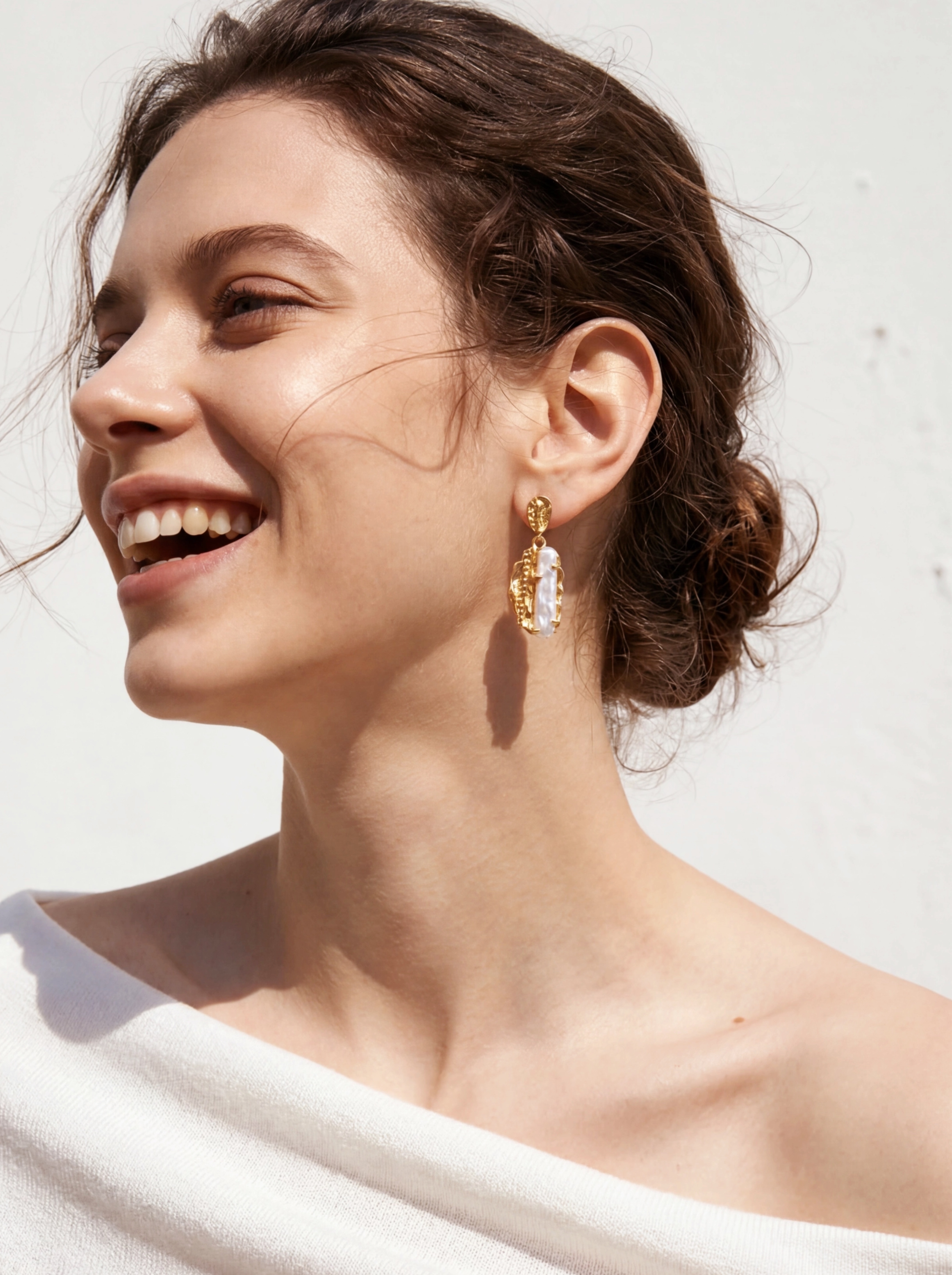 Signature | Baroque Gold Dangle Earrings with Pearl