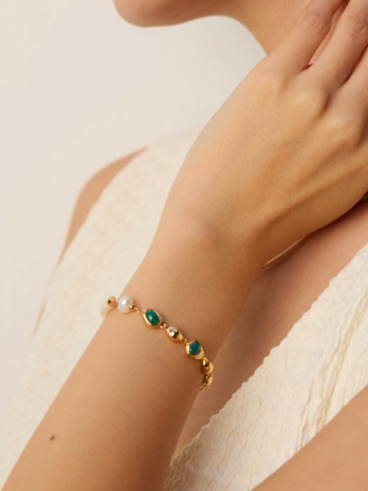 Viridis Vita | Gold Malachite and Pearl Beaded Bracelet