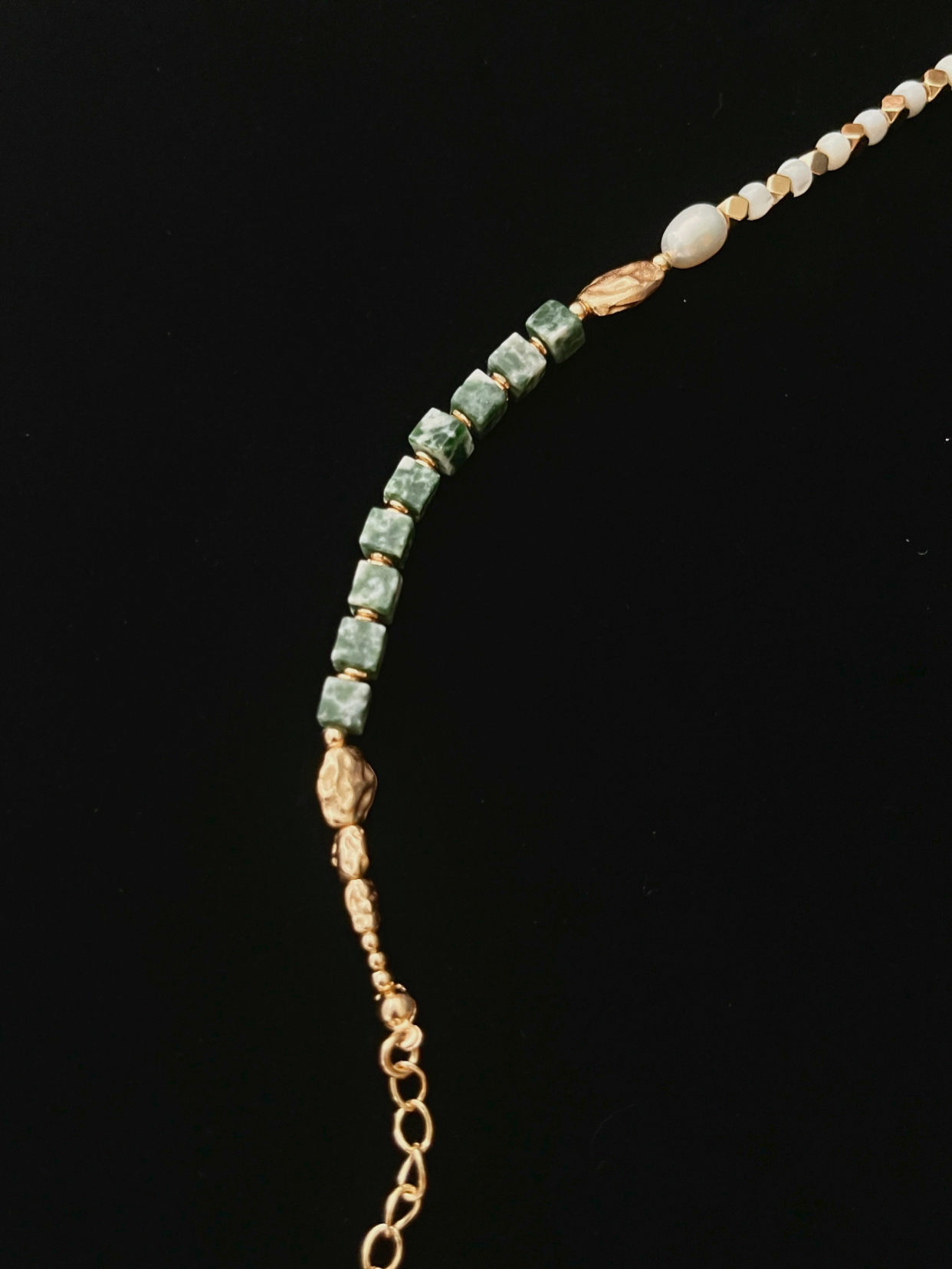 Pilgrim Trace | Gold Bracelet with Jade and Pearl