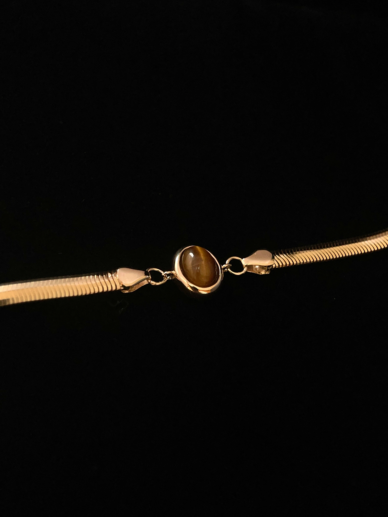 Molten Thread｜Gold Bracelet with Tiger_s Eye Gemstone