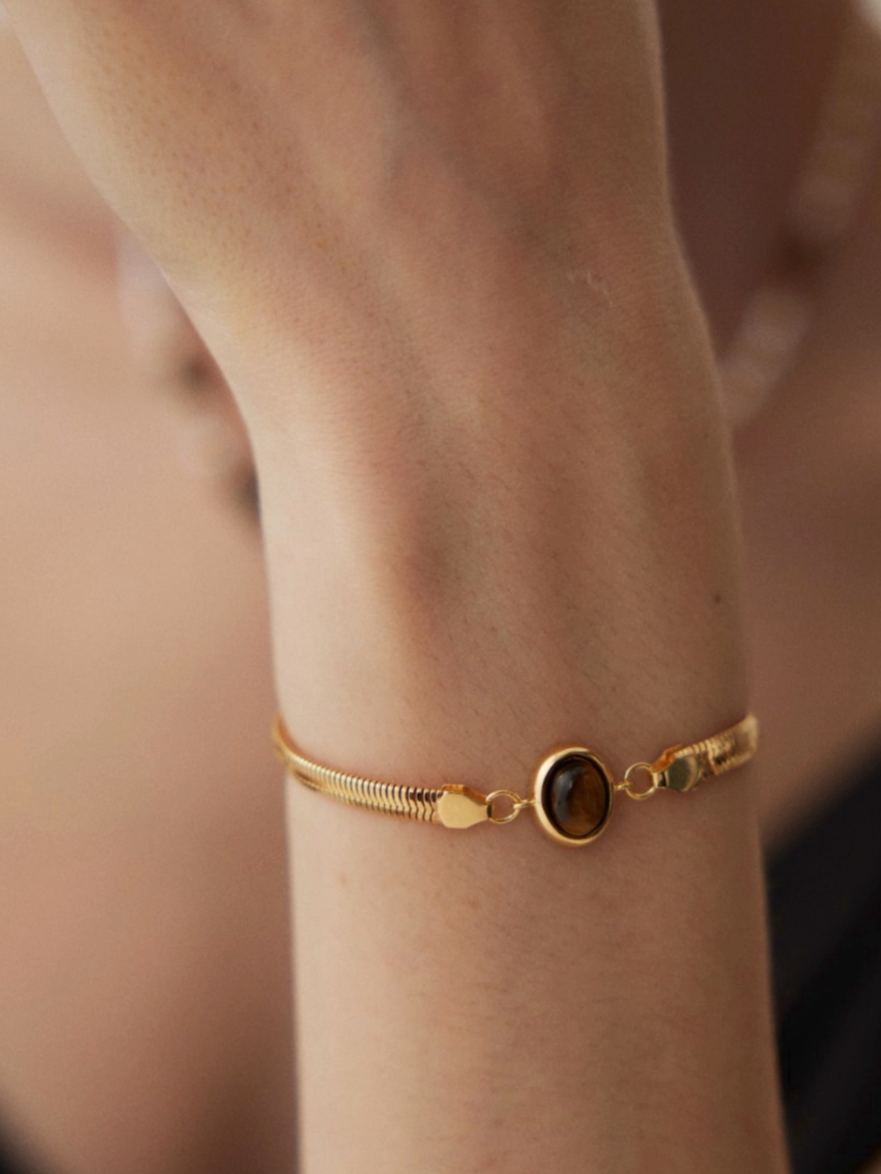 Molten Thread｜Gold Bracelet with Tiger_s Eye Gemstone
