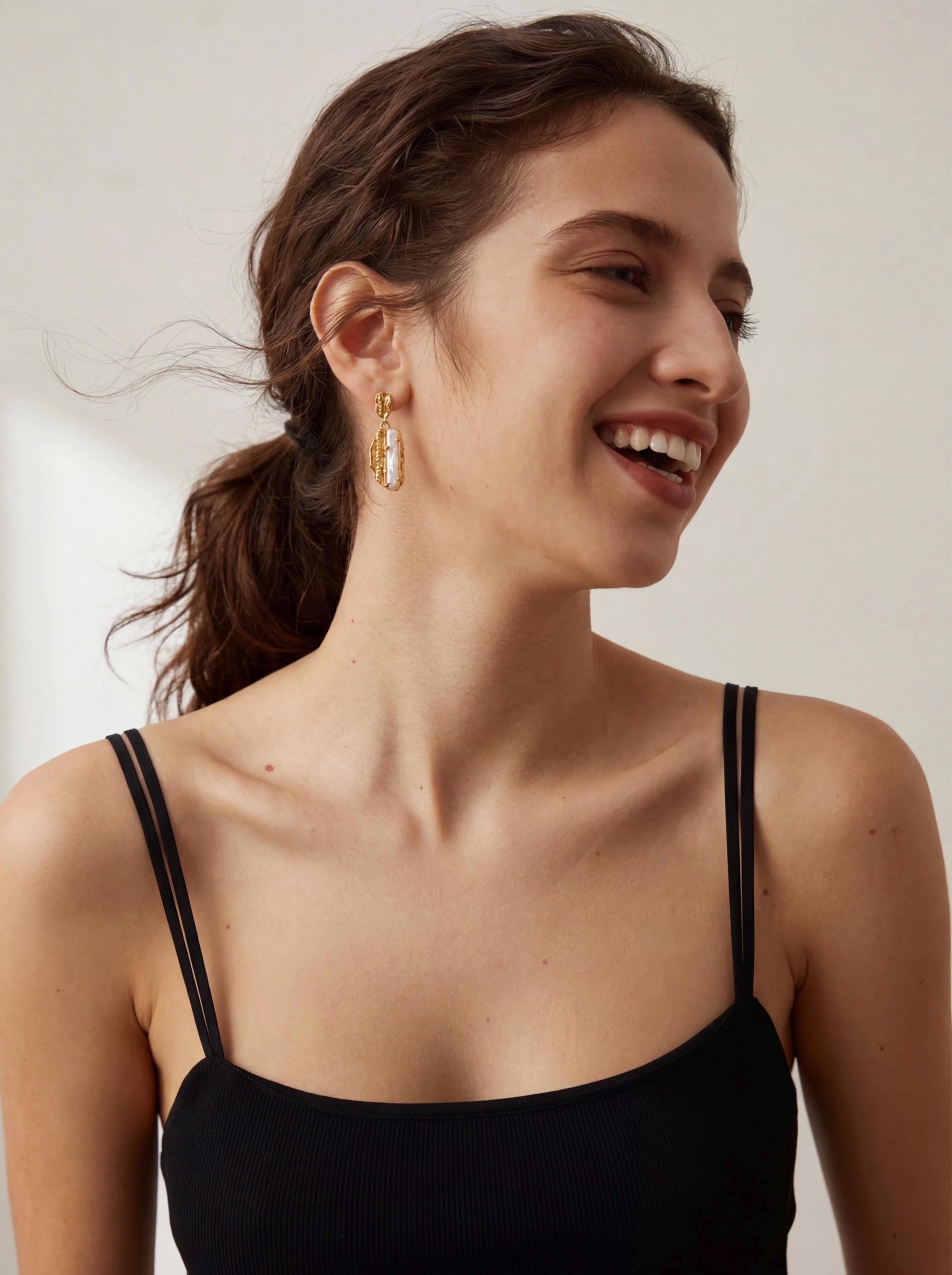 Signature | Baroque Gold Dangle Earrings with Pearl