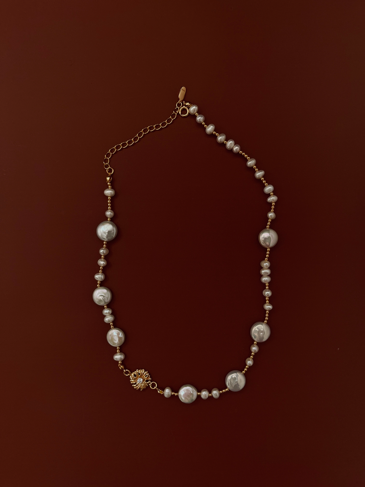 Gold Flower Pearl Necklace