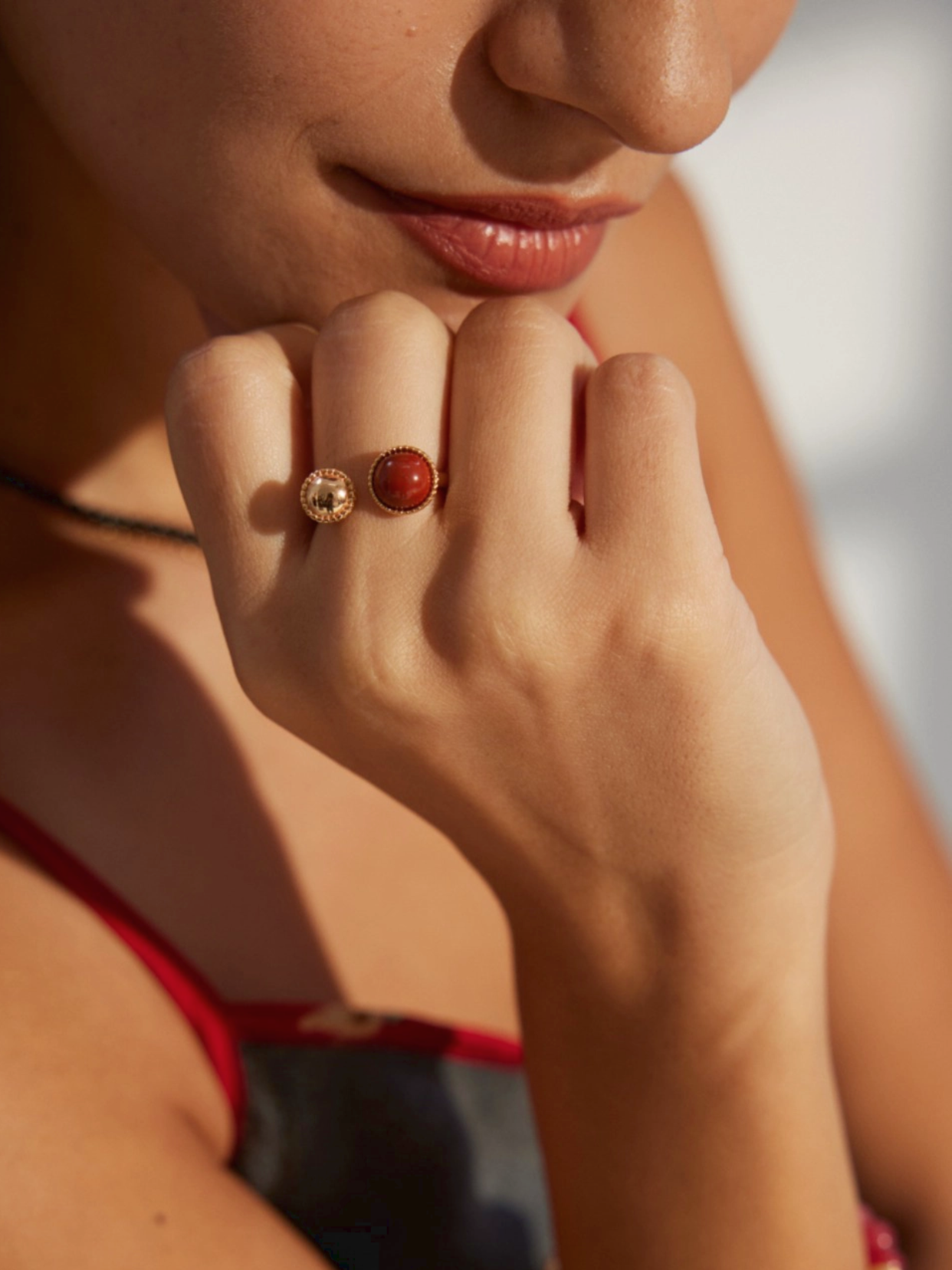 Dual Benediction｜Gold Open Ring with Red Stone