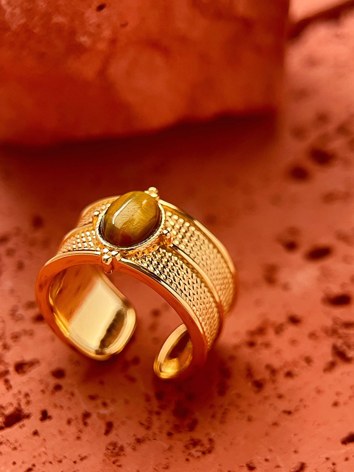 Eden Gaze｜Gold Ring with Tiger's Eye