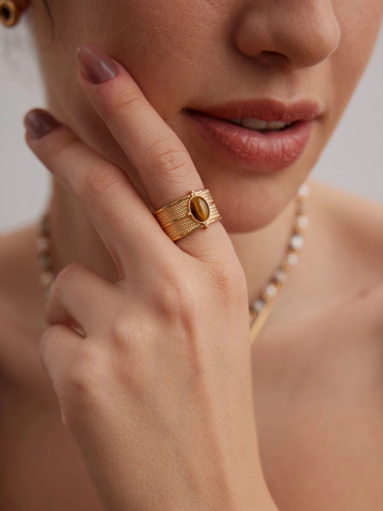 Eden Gaze｜Gold Ring with Tiger's Eye