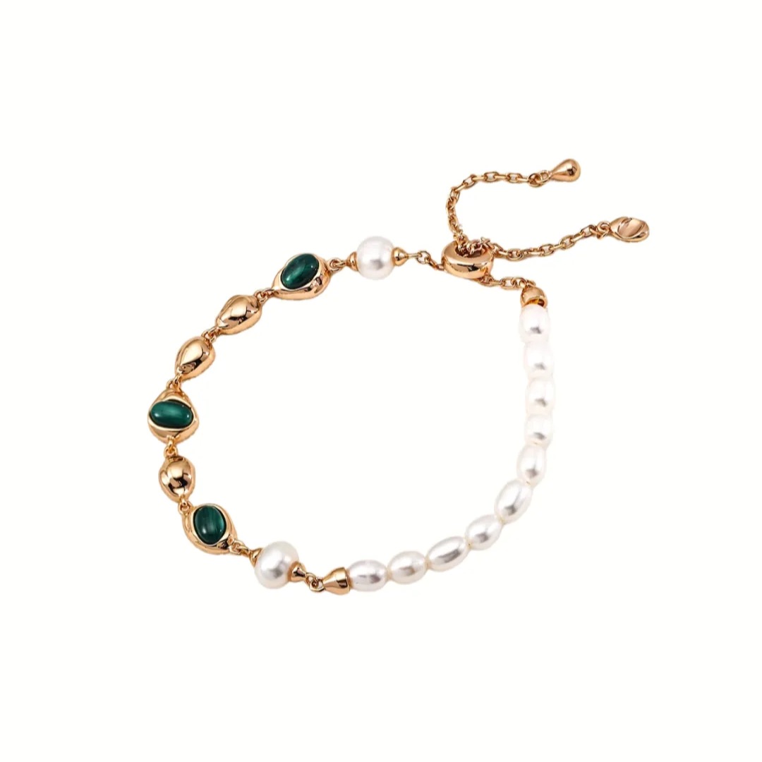 Viridis Vita | Gold Malachite and Pearl Beaded Bracelet