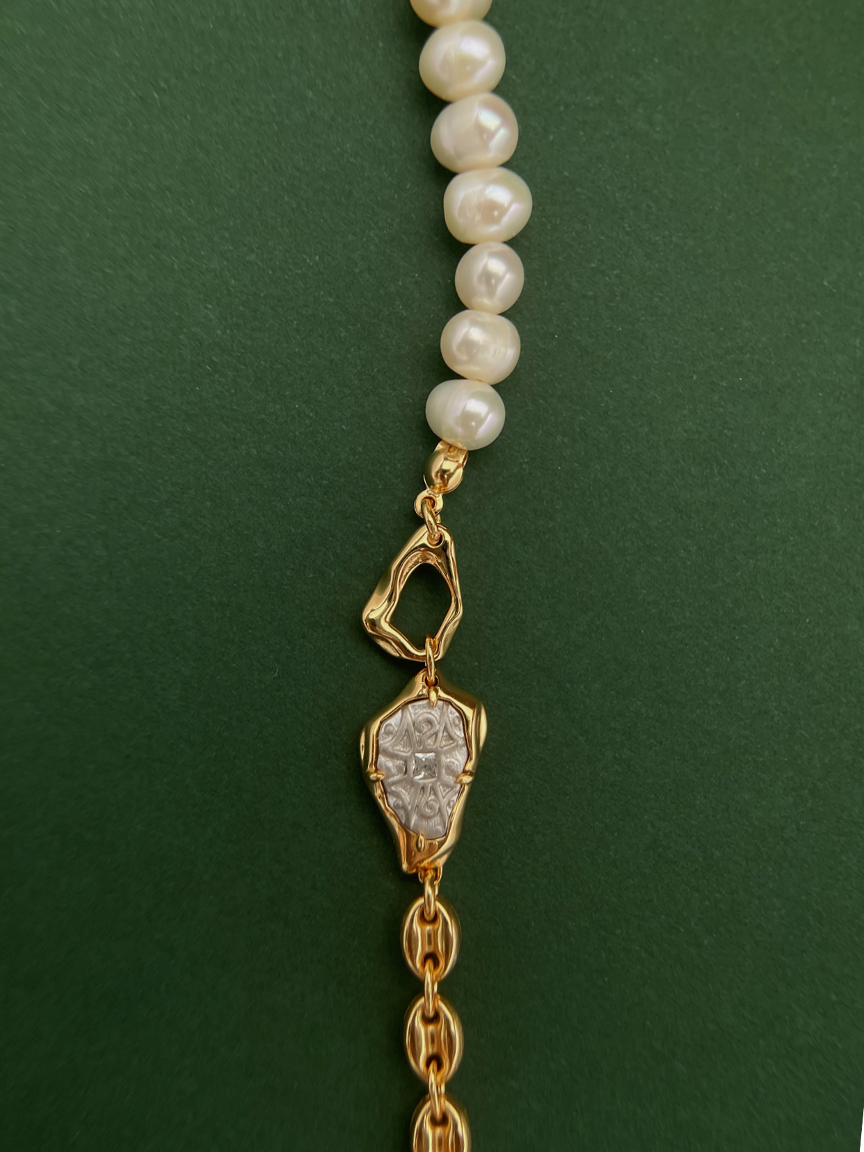 Custodia | Pearl and Gold Chain Bracelet