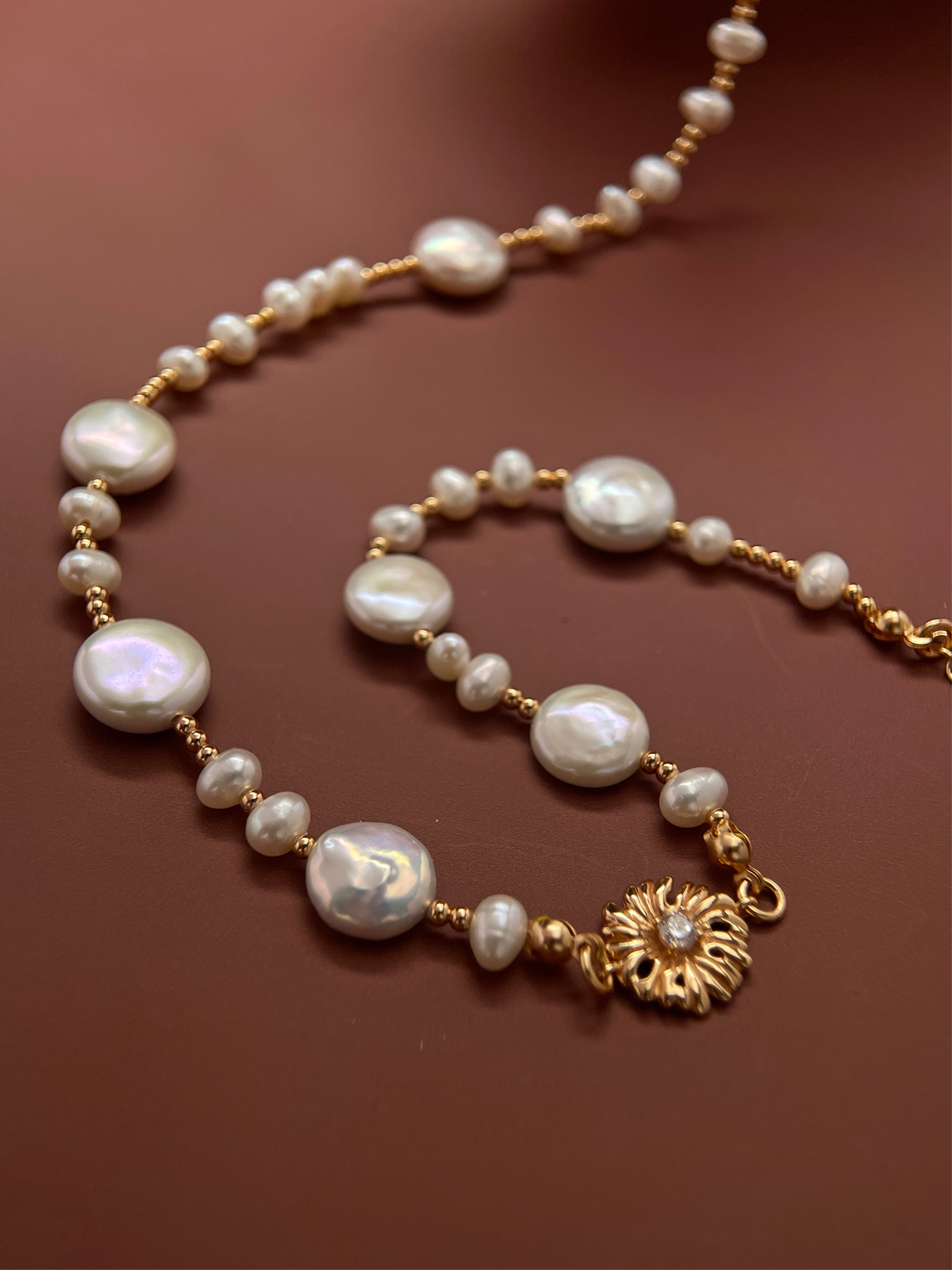 Gold Flower Pearl Necklace