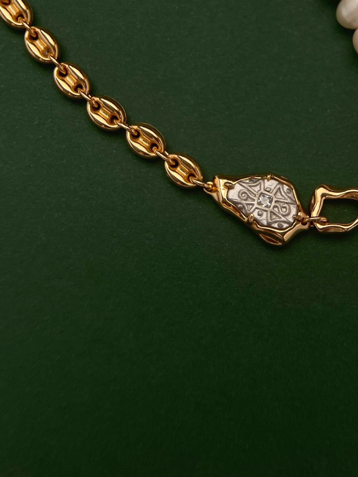 Custodia | Pearl and Gold Chain Bracelet