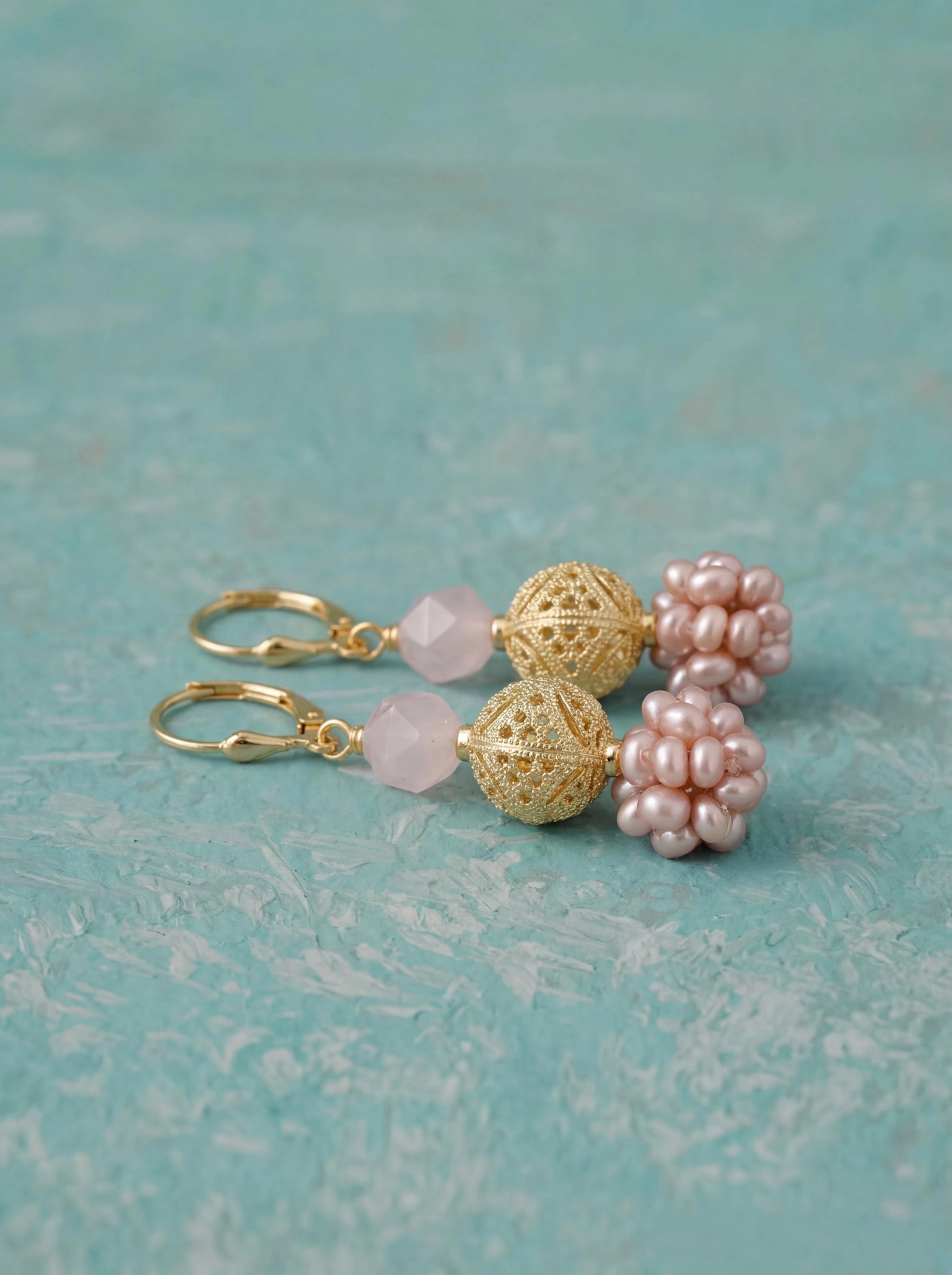 Tribute to Vintage | Pink Pearl and Crystal Earrings with Gold Hollow-carved