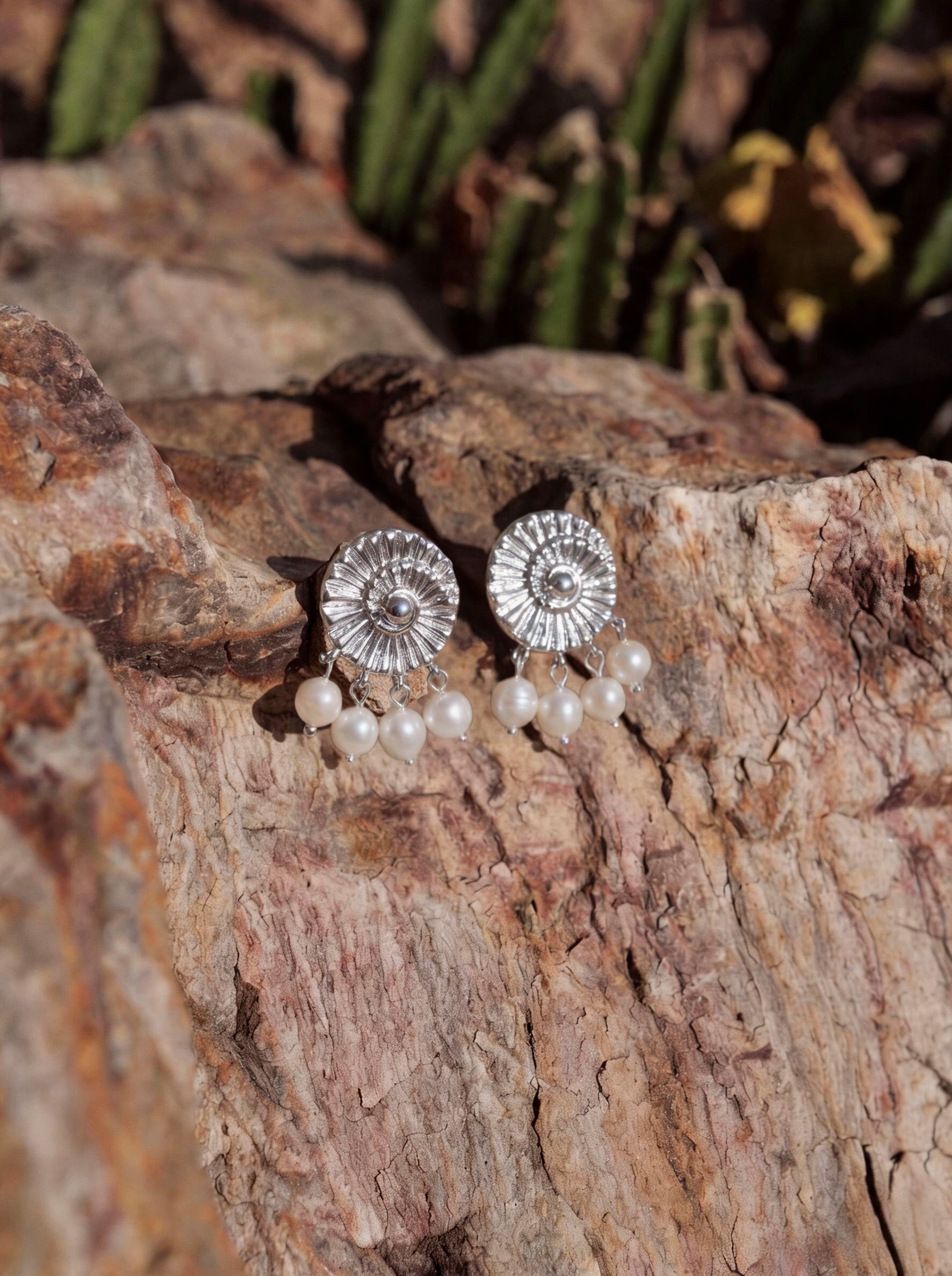 Sea Snail Pearl Earrings