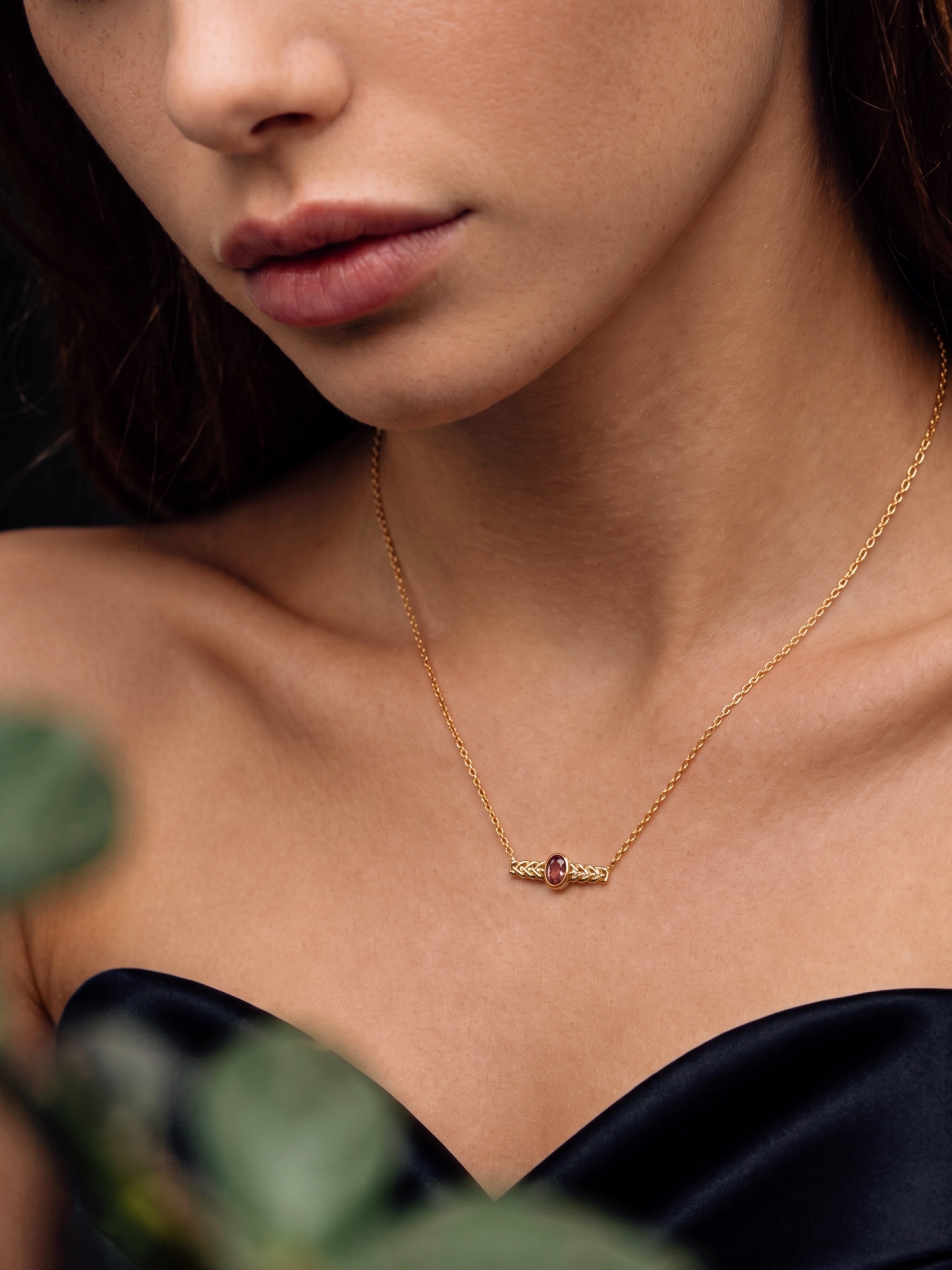 Smoky Rose Barret Moissanite Collier