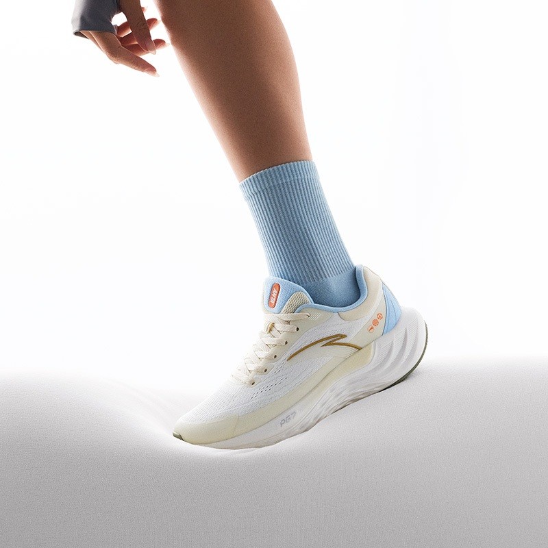 ANTA PG 7 Travel Sepatu Lari Wanita Running Shoes 1224C5546