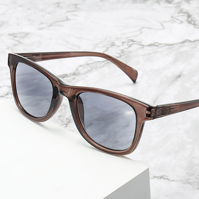 CLASSIC LARGE FRAME FASHION SUNGLASSES