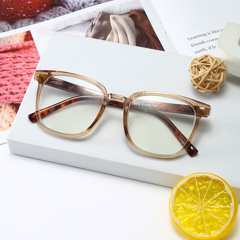 LIGHTWEIGHT SQUARE FRAME BLUE LIGHT BLOCKING READING GLASSES