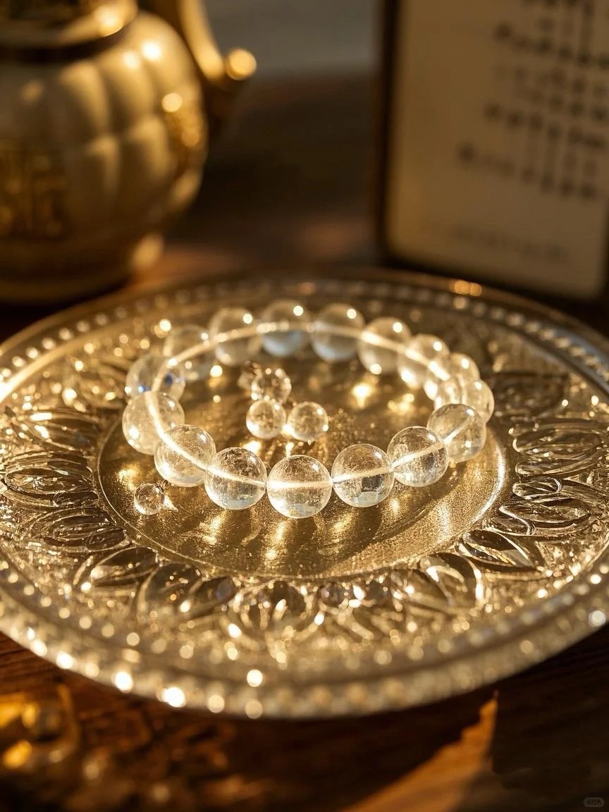 White Moonstone Single-Strand Bracelet