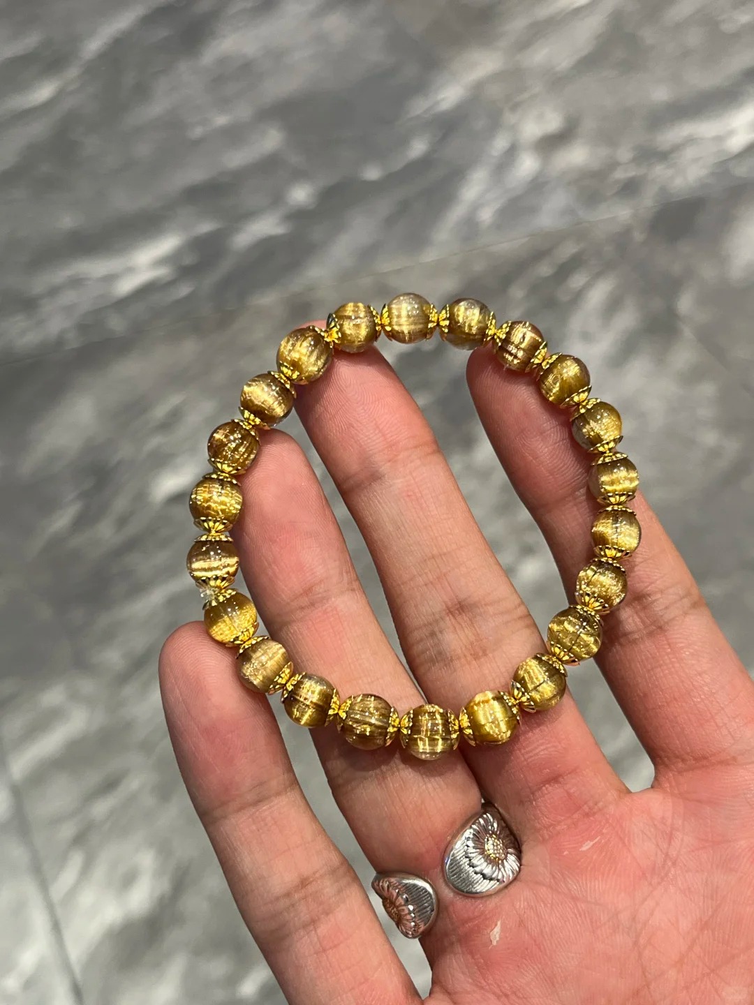 [Smooth-Rutilated Collectible] Natural Rutilated Quartz Bracelet with Gilt Spacer Beads Single-Wrap Bracelet | Light Luxury Fortune-Bringing Curio Decorative Handpiece