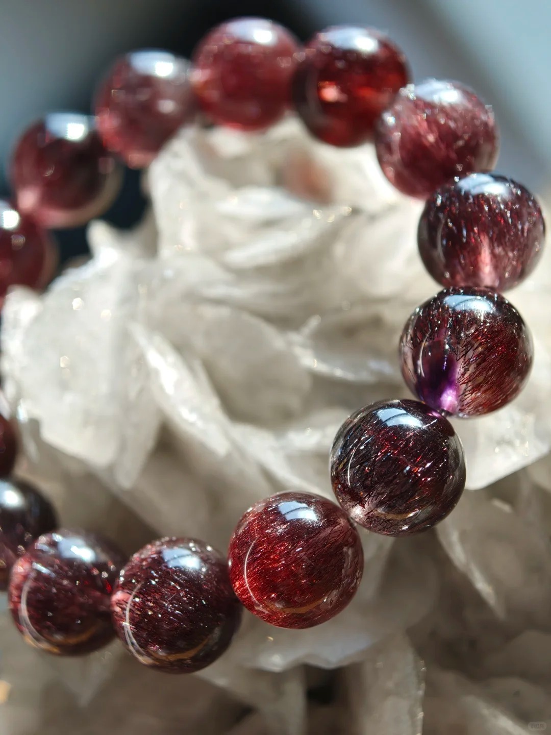 Natural Red Rutilated Quartz Single-Strand Bracelet