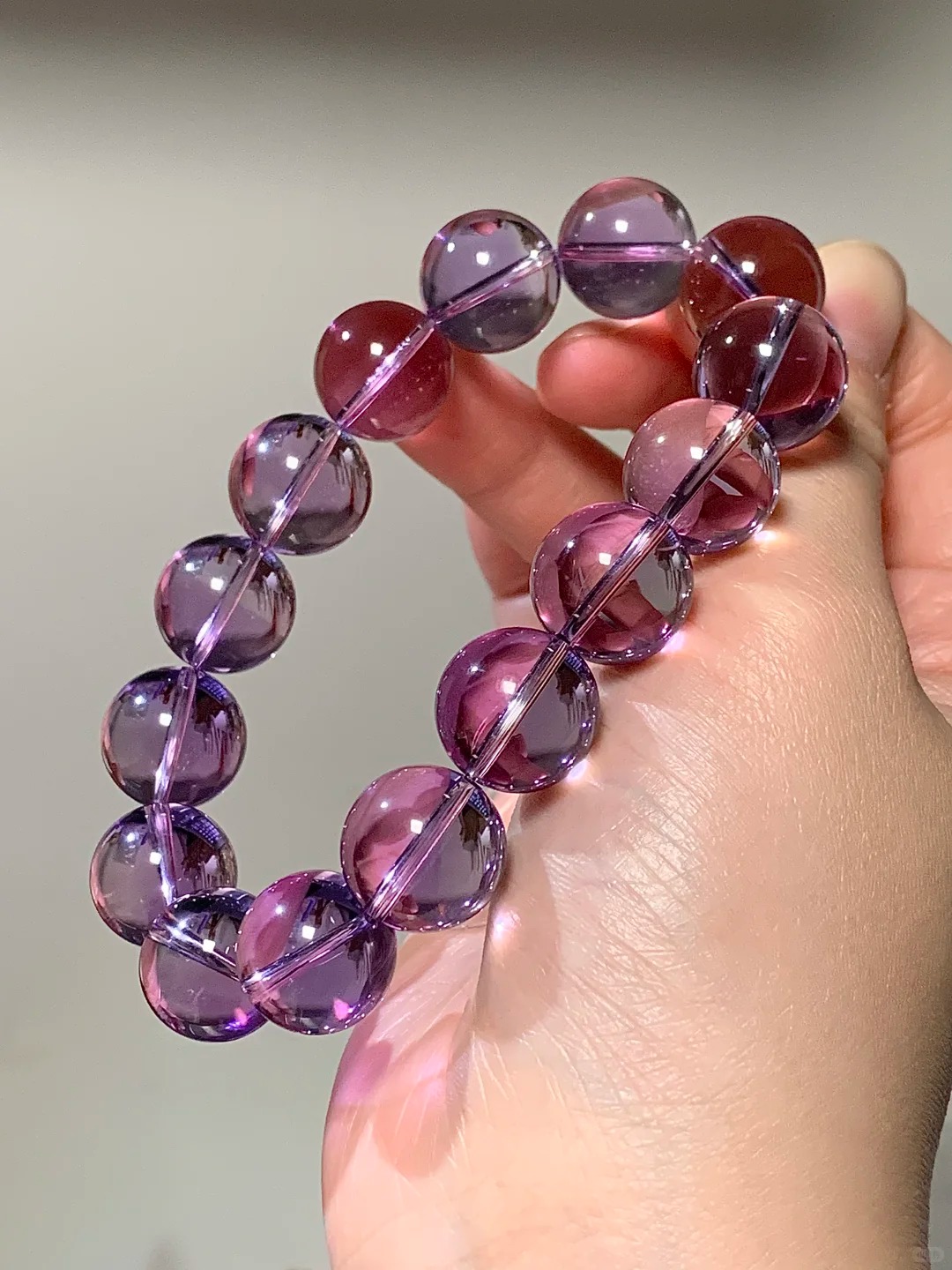 Gradient-Tone Amethyst Single-Strand Bracelet