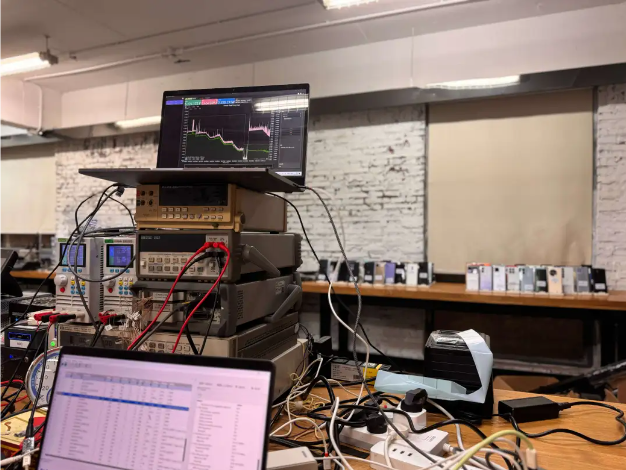 首批媒体上手iPhone 16 系列机型,充电功率测试数据曝光!-POWER-Z