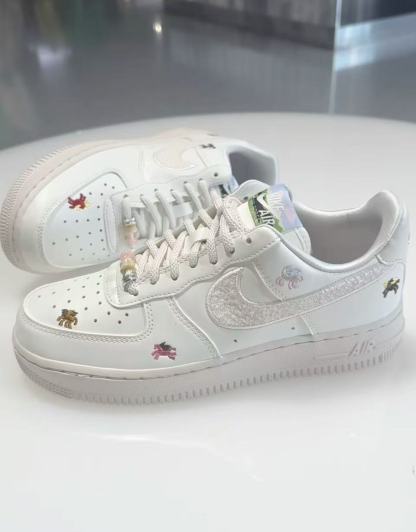 馬年限定小馬白色