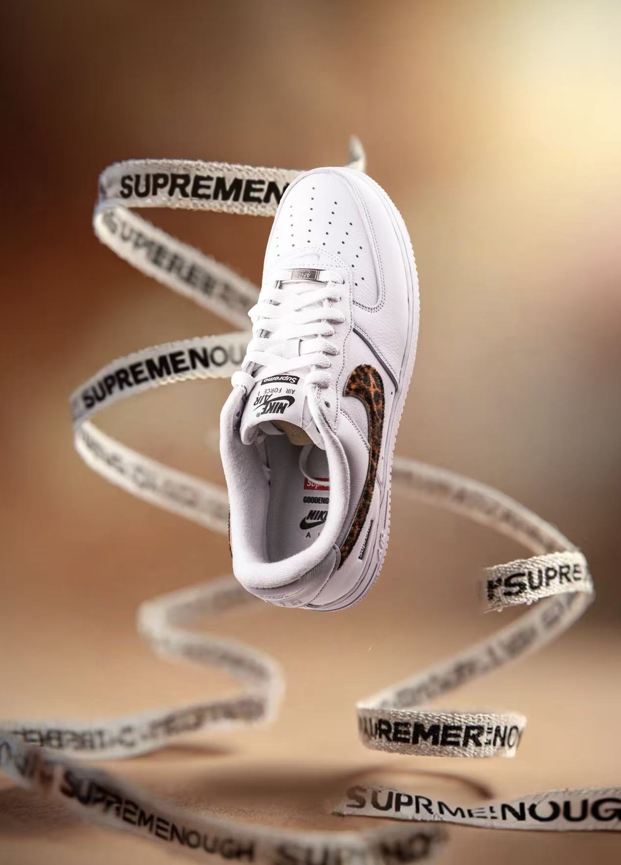 Supreme*Nike三方聯名豹紋