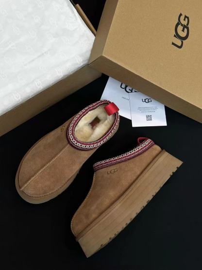 UGG棉拖鞋栗色