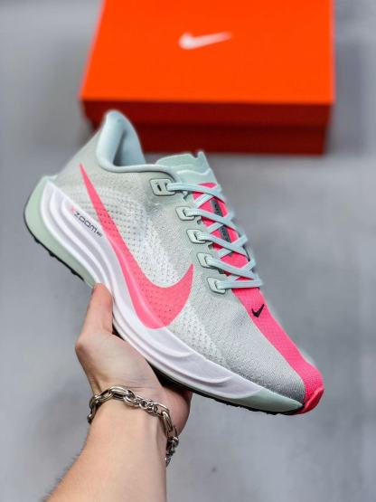 Nike 飛馬系列